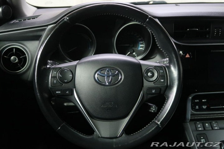 Toyota Auris 1.8Hybrid,CZ,1Maj,Selecti 1800