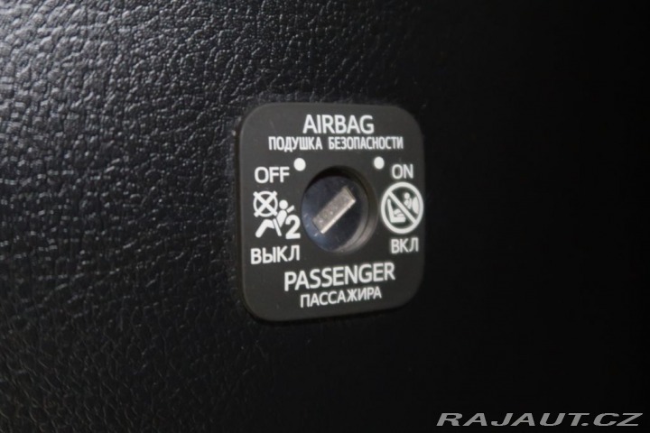 Toyota Auris 1.8Hybrid,CZ,1Maj,Selecti 1800