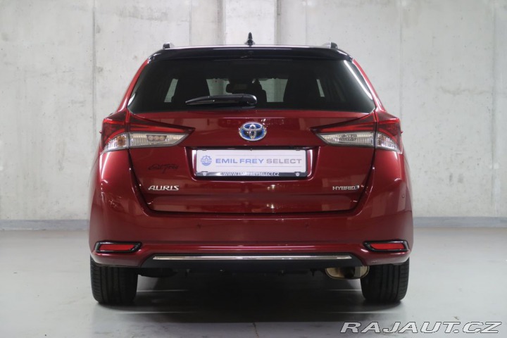Toyota Auris 1.8Hybrid,CZ,1Maj,Selecti 1800
