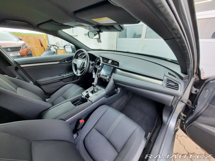 Honda Civic 1,0 VTEC 126k M6 2019