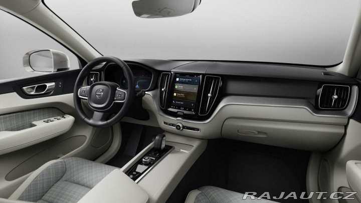 Volvo XC60 B4 2.0L 197+14 HP AT8 AWD 2024