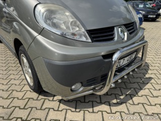 Renault Trafic 6 MÍST 2,5 DCI 107 KW ČR 2007