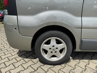 Renault Trafic 6 MÍST 2,5 DCI 107 KW ČR 2007