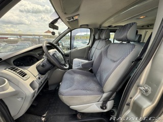 Renault Trafic 6 MÍST 2,5 DCI 107 KW ČR 2007
