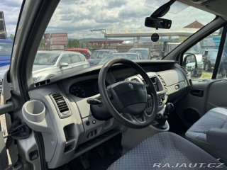 Renault Trafic 6 MÍST 2,5 DCI 107 KW ČR 2007