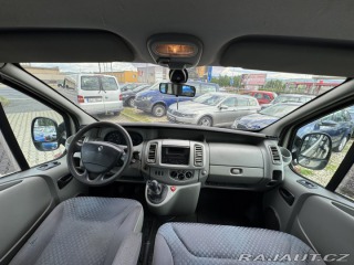 Renault Trafic 6 MÍST 2,5 DCI 107 KW ČR 2007