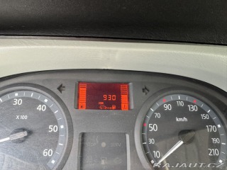 Renault Trafic 6 MÍST 2,5 DCI 107 KW ČR 2007