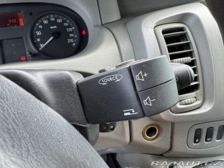 Renault Trafic 6 MÍST 2,5 DCI 107 KW ČR 2007