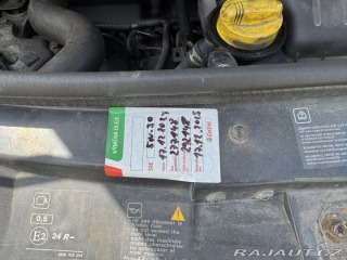 Renault Trafic 6 MÍST 2,5 DCI 107 KW ČR 2007