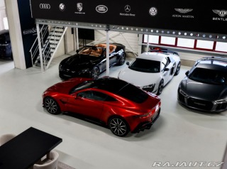 Aston Martin V8 Vantage 4.0  *AML Hyper Red*Top 2019