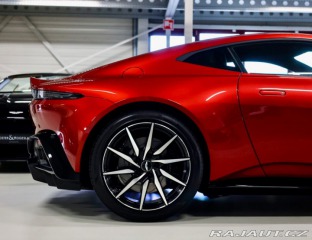 Aston Martin V8 Vantage 4.0  *AML Hyper Red*Top 2019