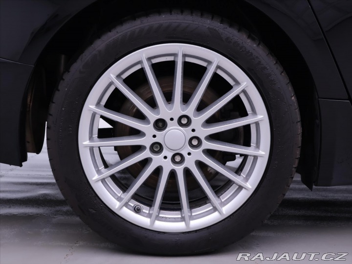 Jaguar XF 3,0 D V6 177 kW Navi DPH 2015