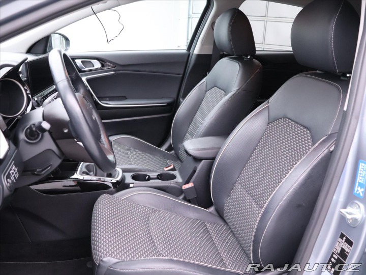 Kia XCeed 1,5 117kW ALU CZ Serv kni 2022