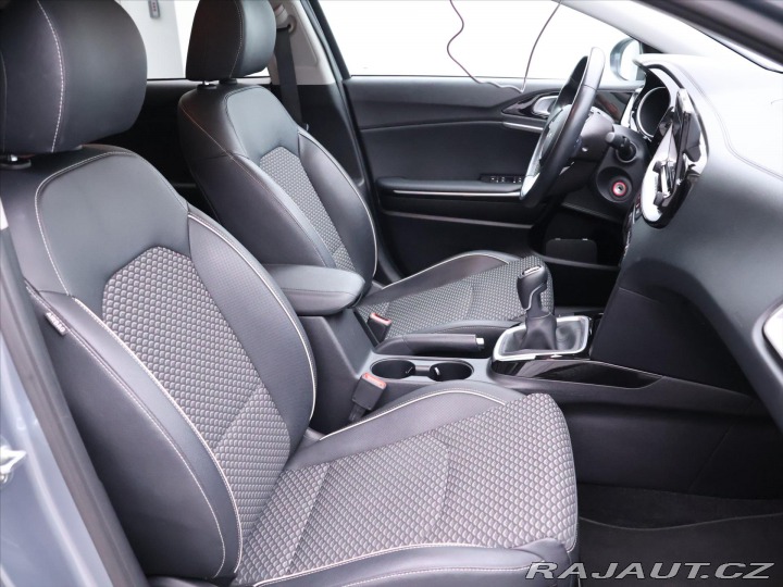 Kia XCeed 1,5 117kW ALU CZ Serv kni 2022