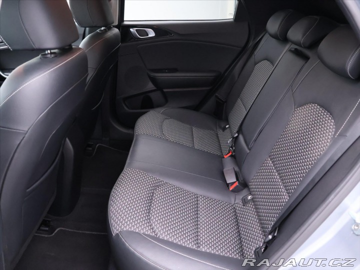 Kia XCeed 1,5 117kW ALU CZ Serv kni 2022