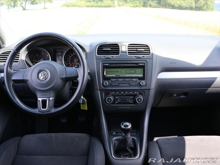 Volkswagen Golf 1,6 TDI 77kW Highline 1.M 2010