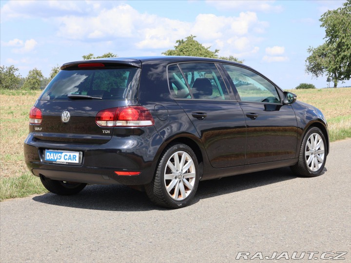 Volkswagen Golf 1,6 TDI 77kW Highline 1.M 2010