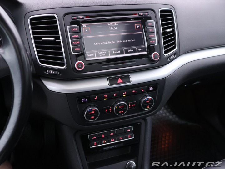 Volkswagen Sharan 2,0 TDI Highline 4Motion 2014