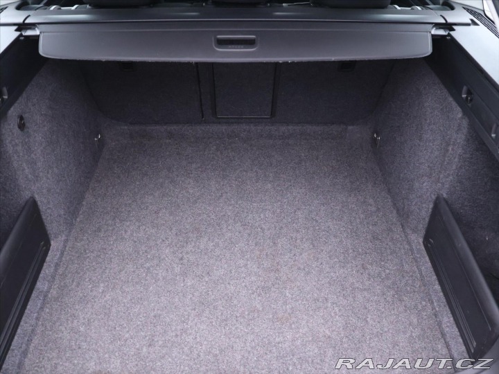 Škoda Superb 2,0 TDI 103kW Navigace 1. 2012