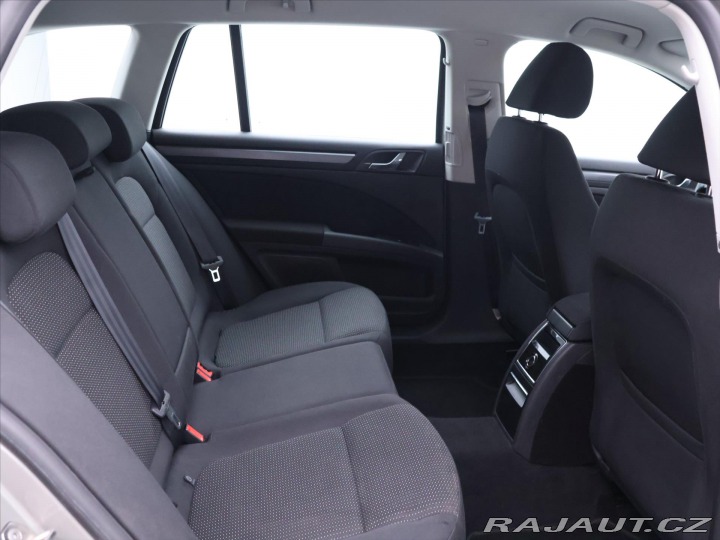 Škoda Superb 2,0 TDI 103kW Navigace 1. 2012