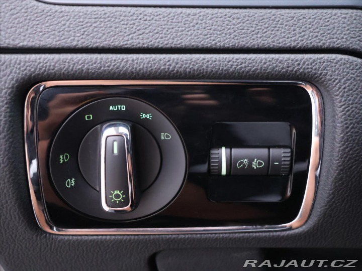 Škoda Superb 2,0 TDI 103kW Navigace 1. 2012