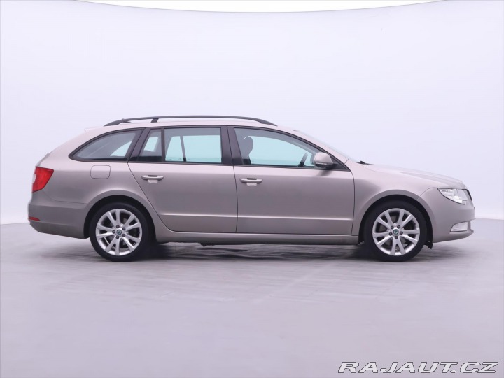 Škoda Superb 2,0 TDI 103kW Navigace 1. 2012