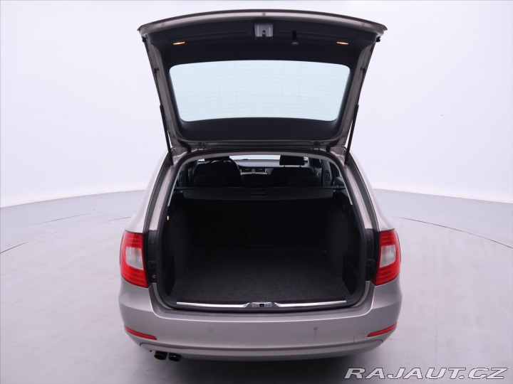 Škoda Superb 2,0 TDI 103kW Navigace 1. 2012