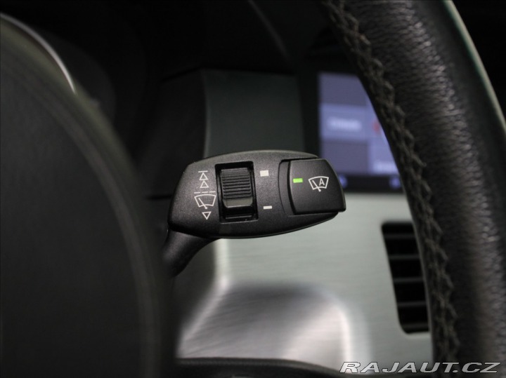 BMW 5 3,0 525d R6 145kW PANORAM 2009