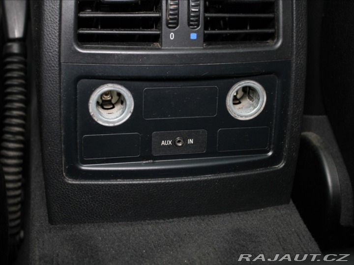 BMW 5 3,0 525d R6 145kW PANORAM 2009