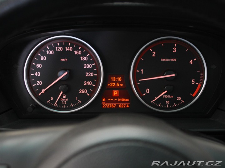 BMW 5 3,0 525d R6 145kW PANORAM 2009