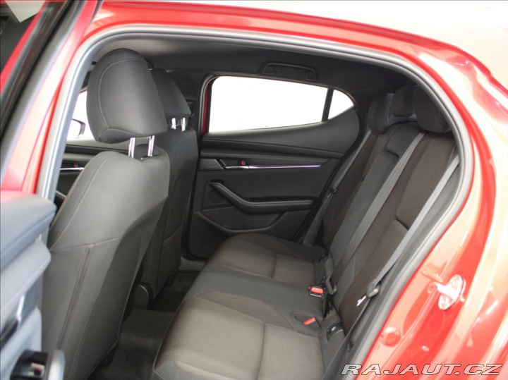 Mazda 3 2,0 G122 Plus Style 16 35 2022