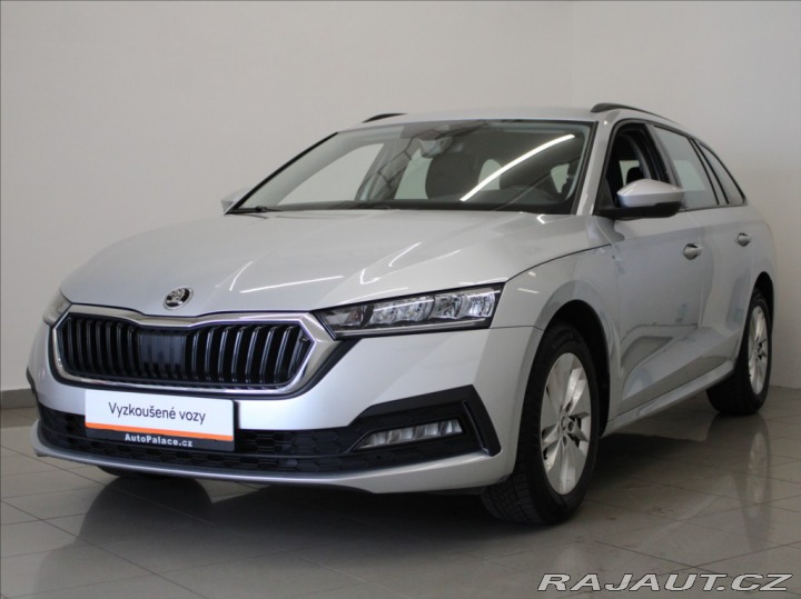Škoda Octavia 2,0 TDi Ambition CarPlay 2021