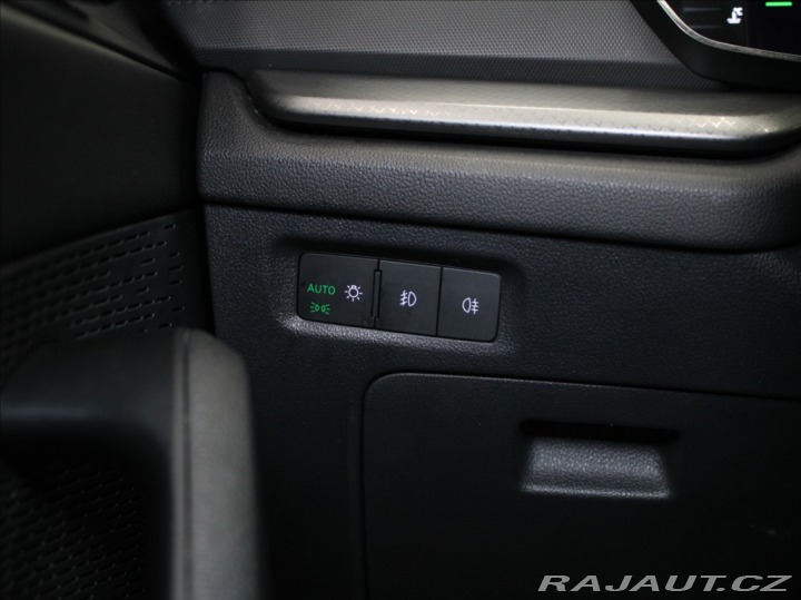 Škoda Octavia 2,0 TDi Ambition CarPlay 2021