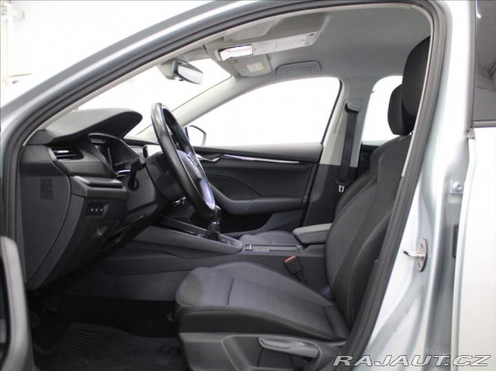 Škoda Octavia 2,0 TDi Ambition CarPlay 2021