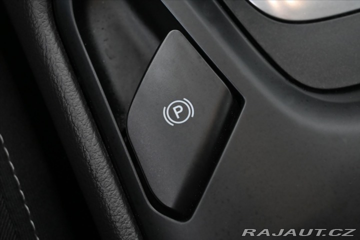 Ford Mondeo 2,0 EcoBlue 110 kW Titani 2021