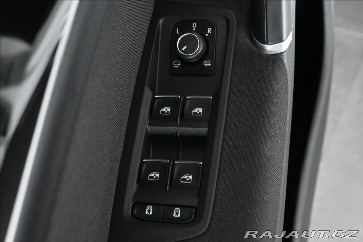 Volkswagen Touran 2,0 TDI 110 kW DSG R-LINE 2021