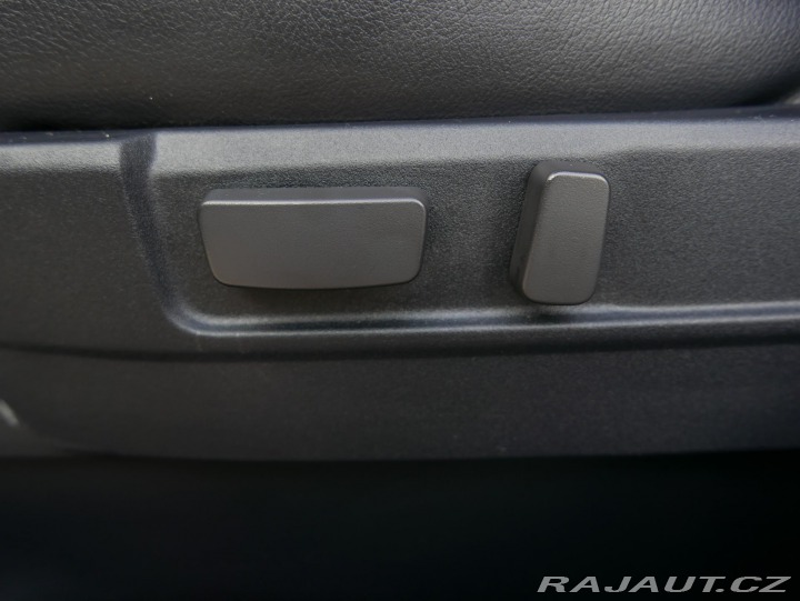 Citroën C-Crosser 2,2 HDI 7.Míst kůže Autom 2011