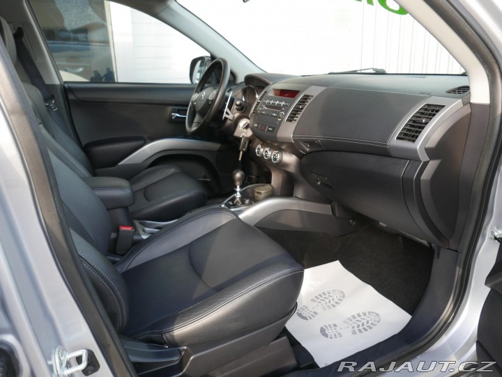 Citroën C-Crosser 2,2 HDI 7.Míst kůže Autom 2011