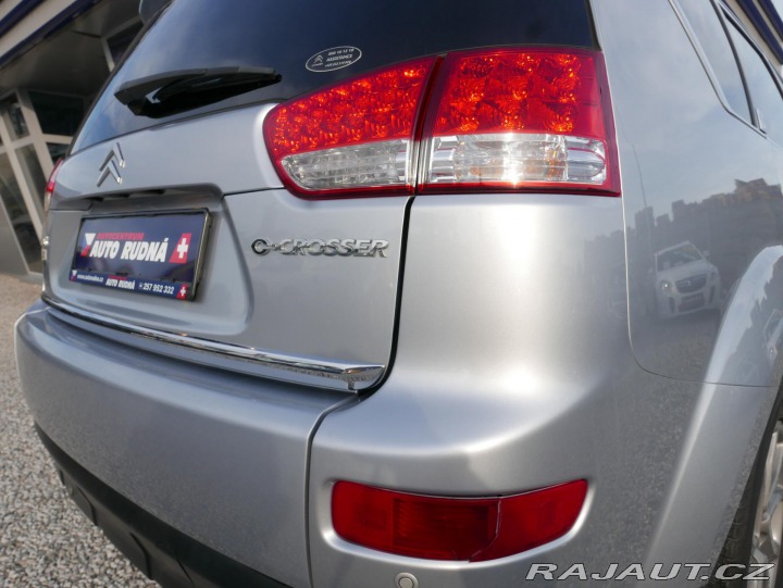 Citroën C-Crosser 2,2 HDI 7.Míst kůže Autom 2011