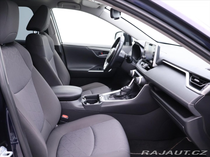 Toyota RAV4 2,5 131kW Hybrid Navigace 2020