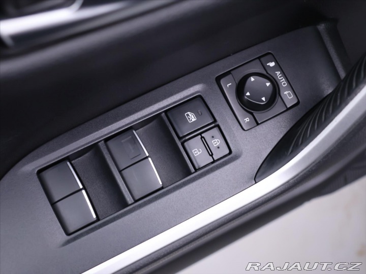 Toyota RAV4 2,5 131kW Hybrid Navigace 2020