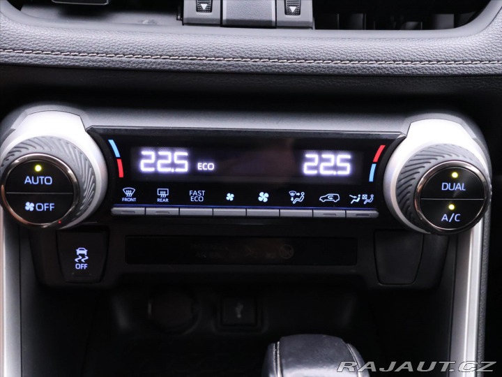 Toyota RAV4 2,5 131kW Hybrid Navigace 2020