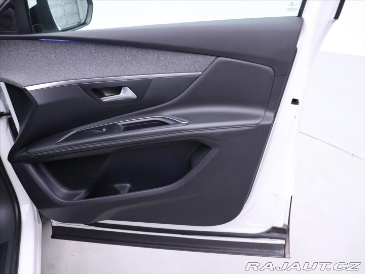 Peugeot 3008 1,6 PT 121kW Automat Allu 2017
