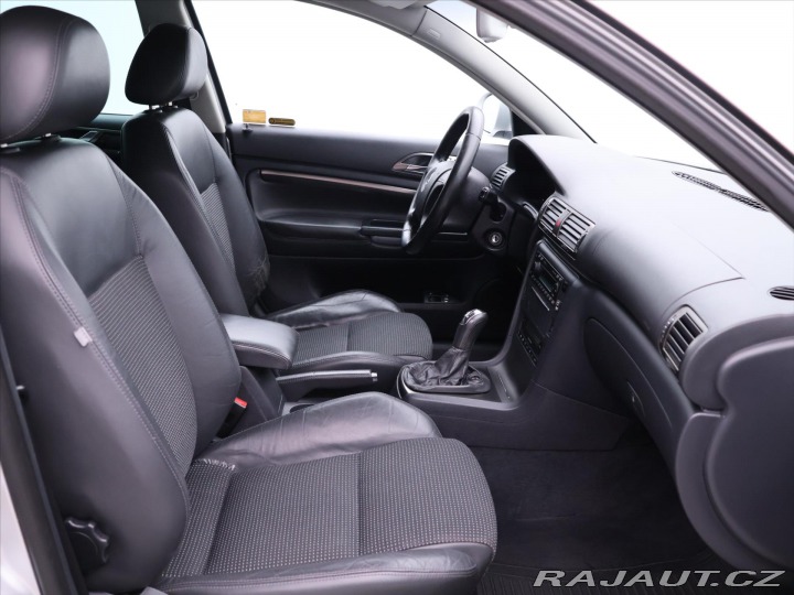 Škoda Superb 2,0 TDI 103kW CZ Elegance 2008