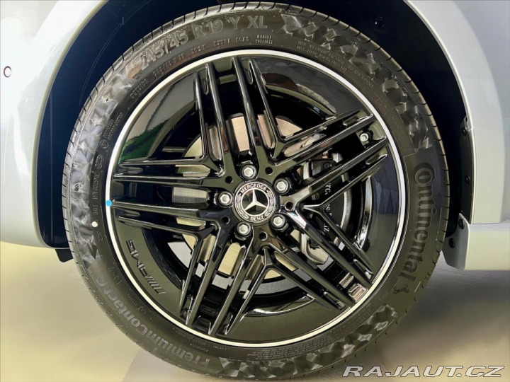 Mercedes-Benz V 300d 4M AMG L EXCLUSIVE, 2025