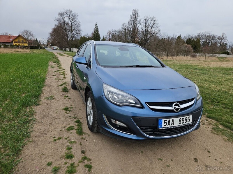 Opel Astra 1,6   CDTi + tažné zaříze