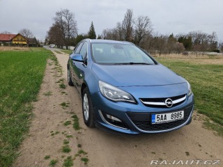 Opel Astra 1,6 CDTi + tažné zaříze 1800