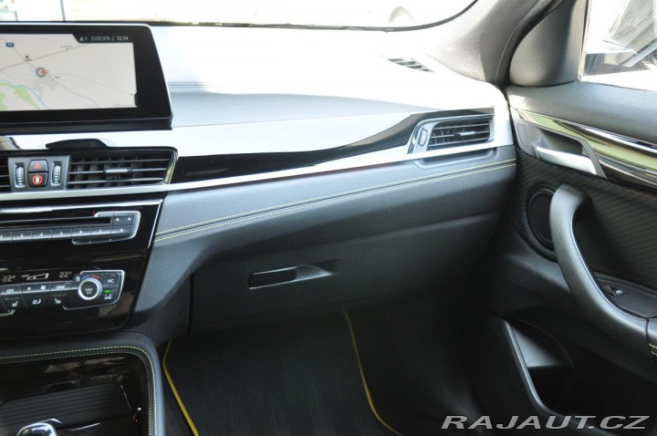 BMW 2 xDrive20d A/T ACC HUD ČR 2021