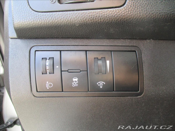 Hyundai ix20 1,4 CVVT 66kW Trikolor Kl 2012