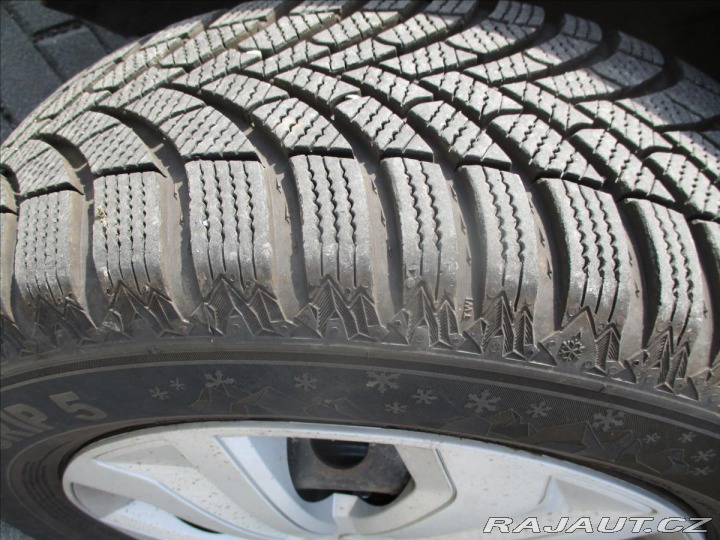 Hyundai ix20 1,4 CVVT 66kW Trikolor Kl 2012
